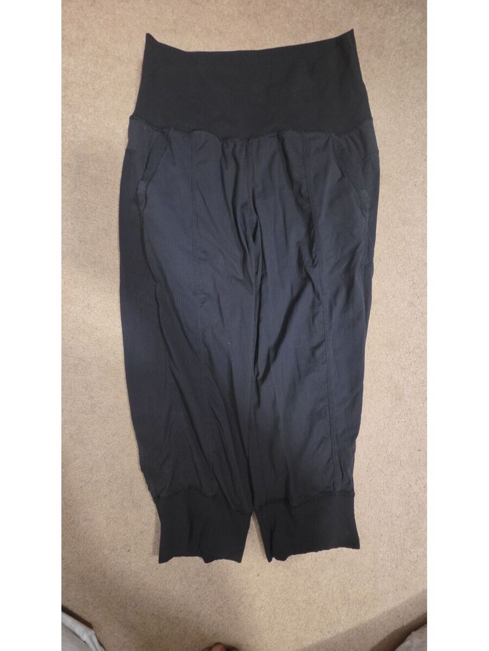 Lululemon Black Cropped Dance Studio